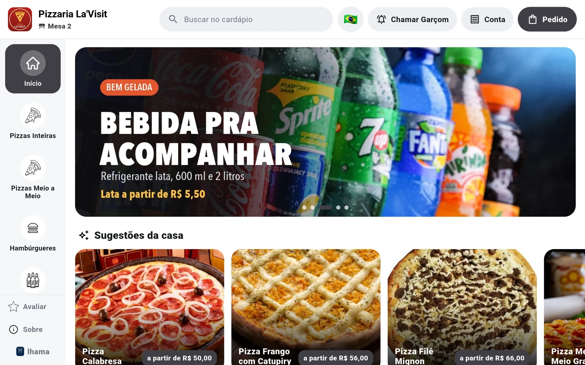 Tablet no Modo Mesa: cardápio da pizzaria com banner de bebidas, sugestões da casa com pizzas e os botões Chamar Garçom, Conta e Pedido no topo